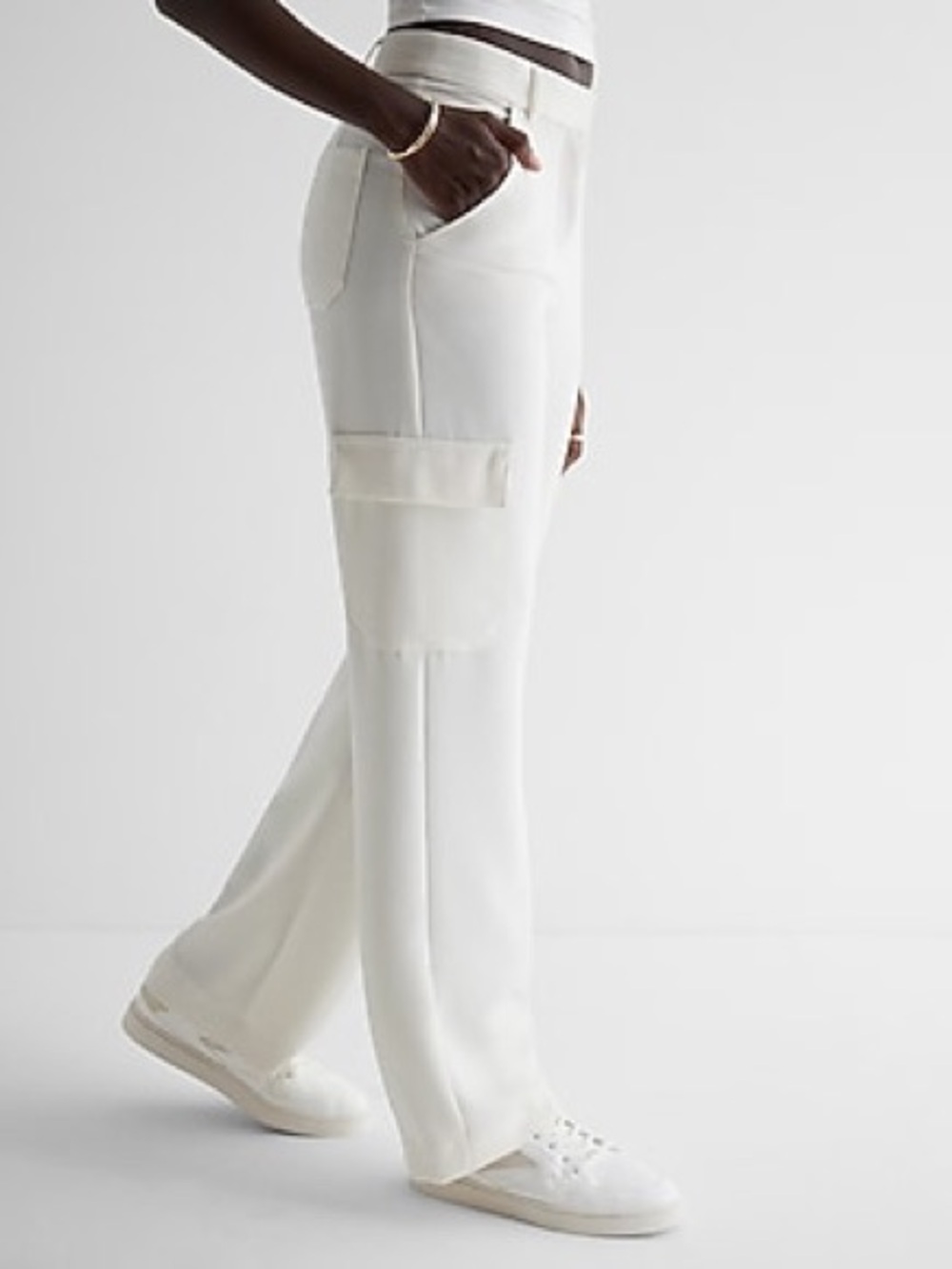 Express White Wide-Leg Cargo Pants